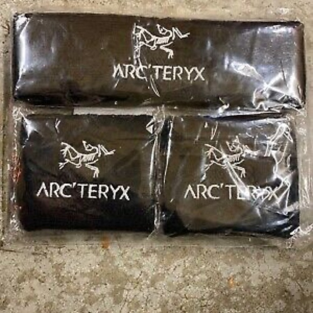 NEW! Arc’teryx Headband and Wristbands